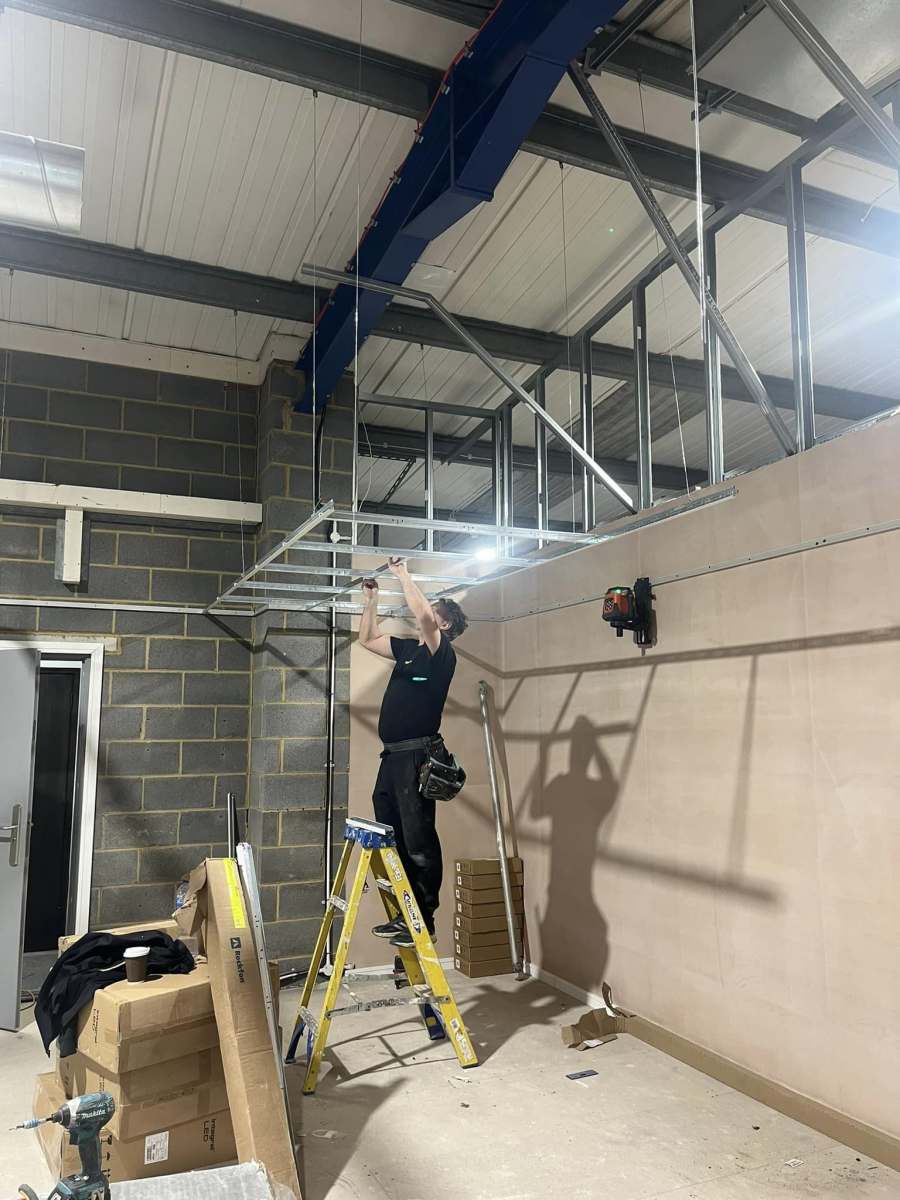 410560257_885159780277386_8850990579855830656_n 410560257_885159780277386_8850990579855830656_n